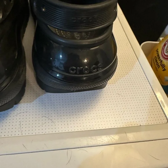 CLOSET CLOSING Classic Mega Crush Clog in Black - Picture 9 of 10